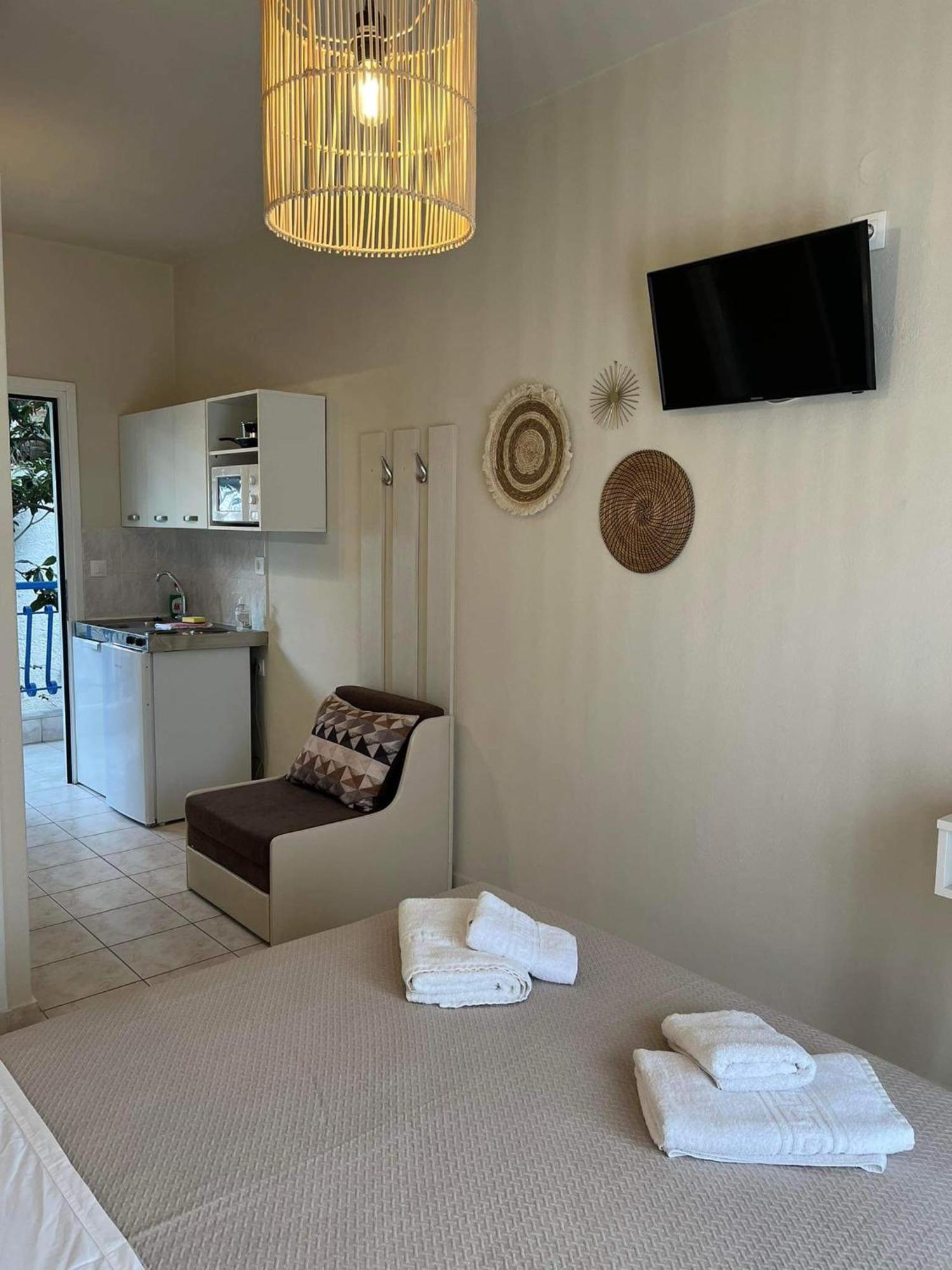 Pella Hotel - New Neos Marmaras Dış mekan fotoğraf
